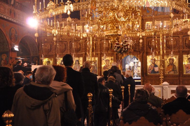 Τά ἅγια Πάθη τοῦ Κυρίου μας ἡ Ἀποκαθήλωσις καί ὁ Ἐπιτάφιος στόν Ἱερό Μητροπολιτικό Ναό Δράμας
